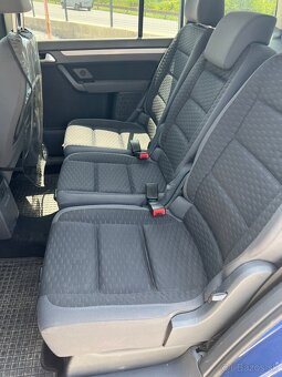 Volkswagen Touran 2.0 TDI - 8