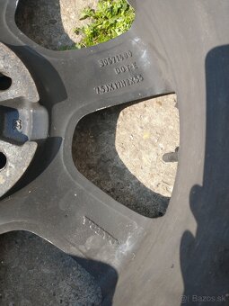 Predam orig alu r17 na volvo xc60 225/55 r17 - 8