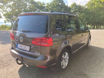 Volkswagen Touran 2.0 TDI Highline DSG, 2012, 277 000 km - 8