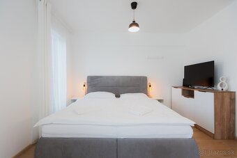 Kompletne zariadený apartmán s výhľadom a parkovaním v proje - 8