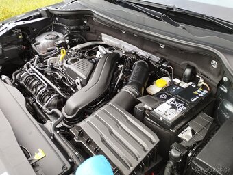 Škoda Karoq Sportline-1.5TSI 110KW DSG,10/2023,TOP VÝBAVA - 8