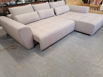 sedacka s elektrickym vysuvom - 8