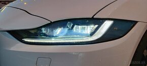 JAGUAR XE 19900 EUR - 8