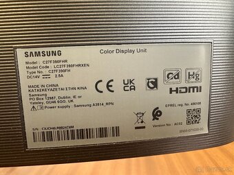 Zahnutý monitor Samsung 27" C27F390FHR - 8