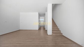 NOVOSTAVBA DVOJDOMU S POZEMKOM V ŠTANDARDE, LEHNICE-KOLÓNIA - 8