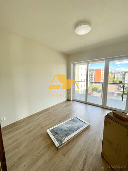 Exkluzívne Prenajmem 3 izbový byt s veľkou terasou v Nových - 8