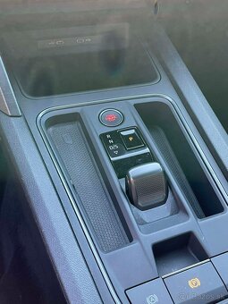 Cupra Leon 2.0L TSI DSG - 8