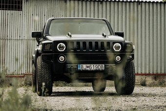 Hummer H3 BLACK Custom - 8