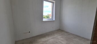 Na predaj 5 izbový dom pri jazere Veľký Biel - 8