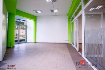 Prenájom obchodného priestoru – Polygon, Nitra (170 m²) - 8