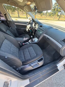 Predám Škoda Octavia 2 1.6TDI 77kW facelift Nová EK/TK - 8