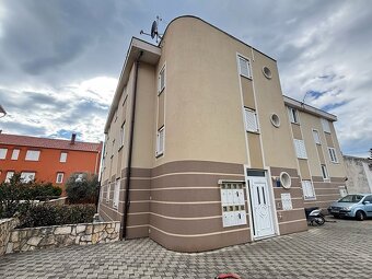 3-izbový zariadený apartmán blízko pláže, Novalja/Chorvátsko - 8