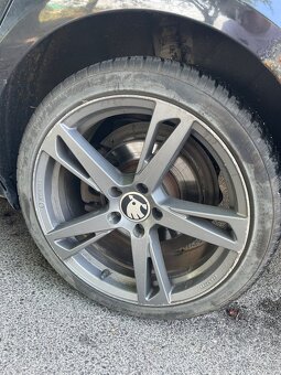 Škoda Superb Combi 2.0 TDI DSG - 8