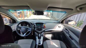 Chevrolet Cruze LT - 8