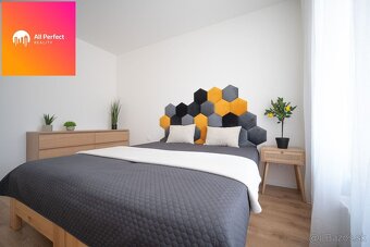 Exkluzívny 2-izbový byt s veľkou predzáhradkou a garážou na  - 8