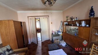 1 izbový priestranný byt v centre mesta Nitra - 8