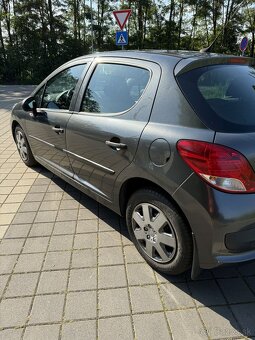 Peugeot 207, 1.4 benzin, r.v. 2010 - 8