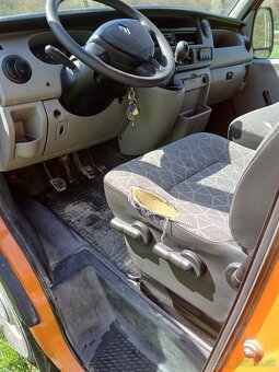 Renault Master 2,5 - 8