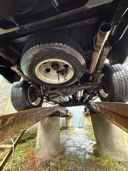 Toyota Hilux 3.0 - 8