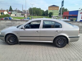 Octavia tour benzin - 8