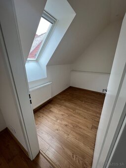 Luxusný 3+1 byt na námestí Spišská Nová Ves. - 8