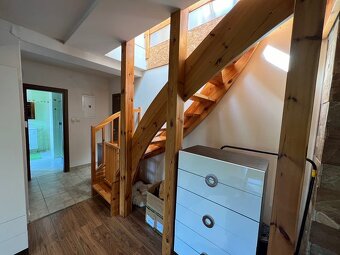 Ponúkame na predaj krásny mezonetový apartmán v Donovaloch - 8