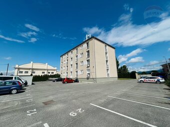 Na predaj 1 izbový byt s dvomi parkovacími miestami, Pieštan - 8