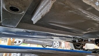 Predám lada 2107 - 8