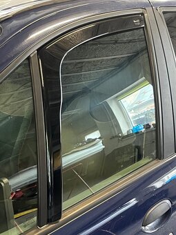 PREDÁM RENAULT SCÉNIC...1.6... BENZÍN - 8