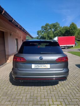 VW Touareg R-line 3.0 V6 210 KW - 8