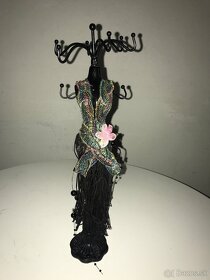 Bábiky stojan na bižutériu, doplnky - 8