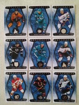 Hokejové kartičky 2023-24 Artifacts - 8