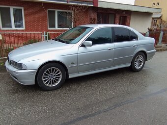 Rozpredám na náhradné diely BMW E39 525D - 8