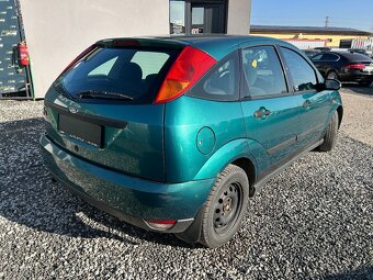 Ford Focus 1.6 16V Ambiente - 8