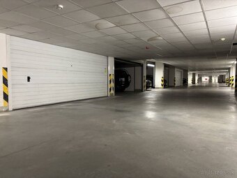 Na prenájom štýlový 2-izbový byt s veľkým balkónom a dvojgar - 8