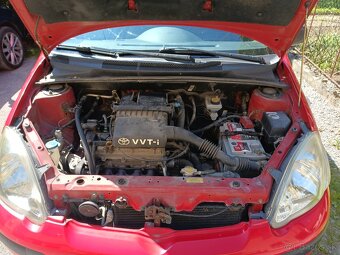 Toyota Yaris 1,0 VVT , 143000 km - 8