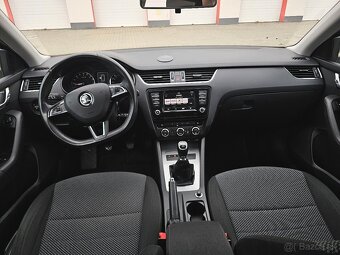 Škoda Octavia Combi 1.6 TDI M5 Ambition DVD R17 - 8