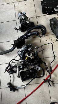 Rozpredam motor 1.5 blue HDI 96kw yh01 yhz - 8
