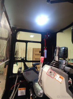 Minibager  Kubota/Cronimo cr18 - 8