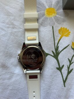 Guess hodinky - 8
