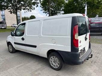 Fiat Doblo 1.9jtd 74kw Maxi rok 2010 - 8