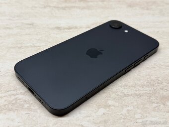 Apple iPhone 16e 128GB Black - 8