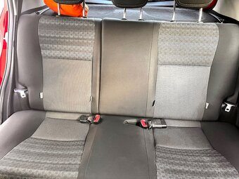 Toyota yaris 2016 - 8