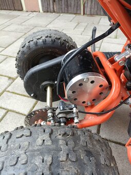 Detská elektrická štvorkolka Buddy Toy Bea - 8