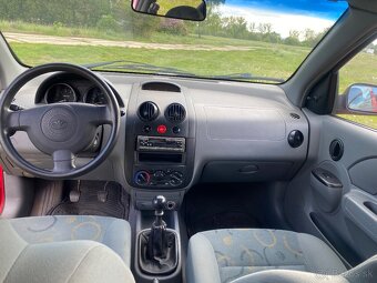 Daewoo Kalos - 8