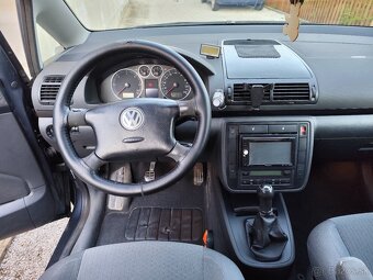 Volkswagen Sharan 7M - 8