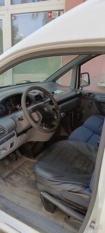 Peugeot Expert - 8