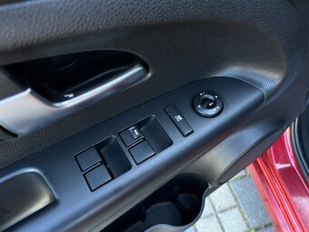 Kia VENGA SK 1.4 Benzín - 8