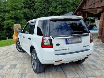 Land Rover Freelander 2 2.2 SD4 HSE 4X4 VEĽMI ZACHOVALÉ - 8