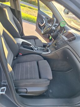 Opel Insignia combi 2.0 CDTI , 2011 - 8